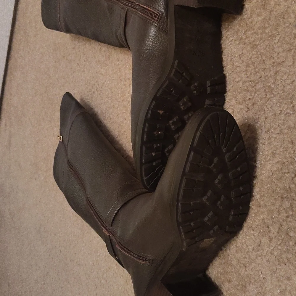 Coach Sullivan Safari Pebbled Brown Leather Boots - Picture 5 of 7